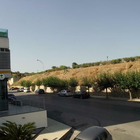 City Center Modern Single Floor Apartment كاندية المظهر الخارجي الصورة